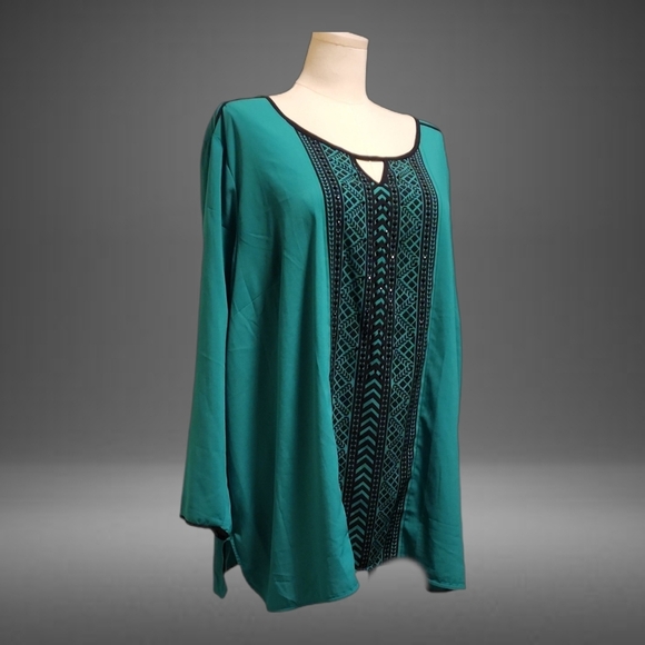 ❥Very Ritzy Catherine's teal top with striking black geometric pattern accents - Picture 3 of 6